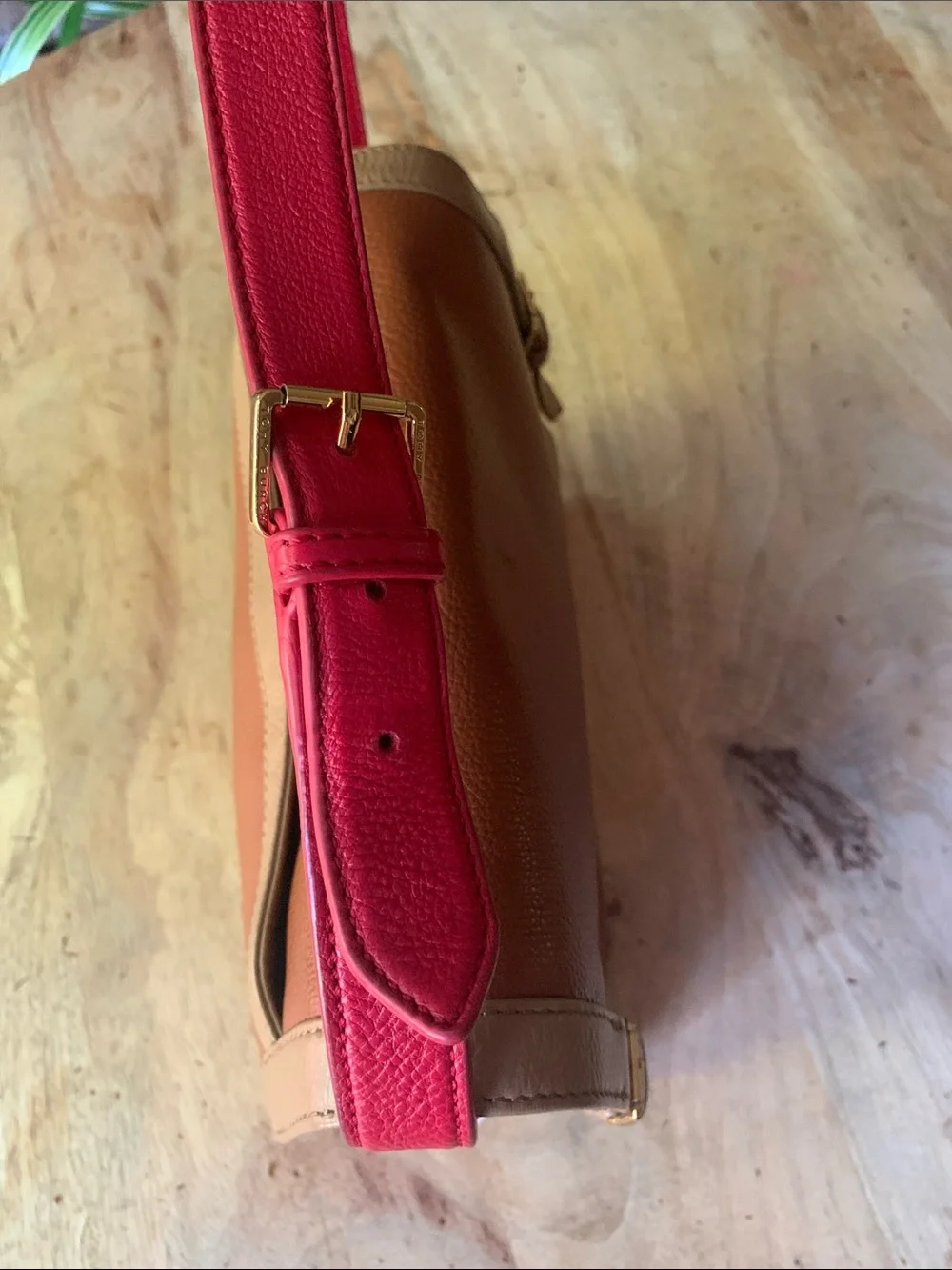TORY BURCH Two-Tone Brown and Red Leather Shoulder Bag
